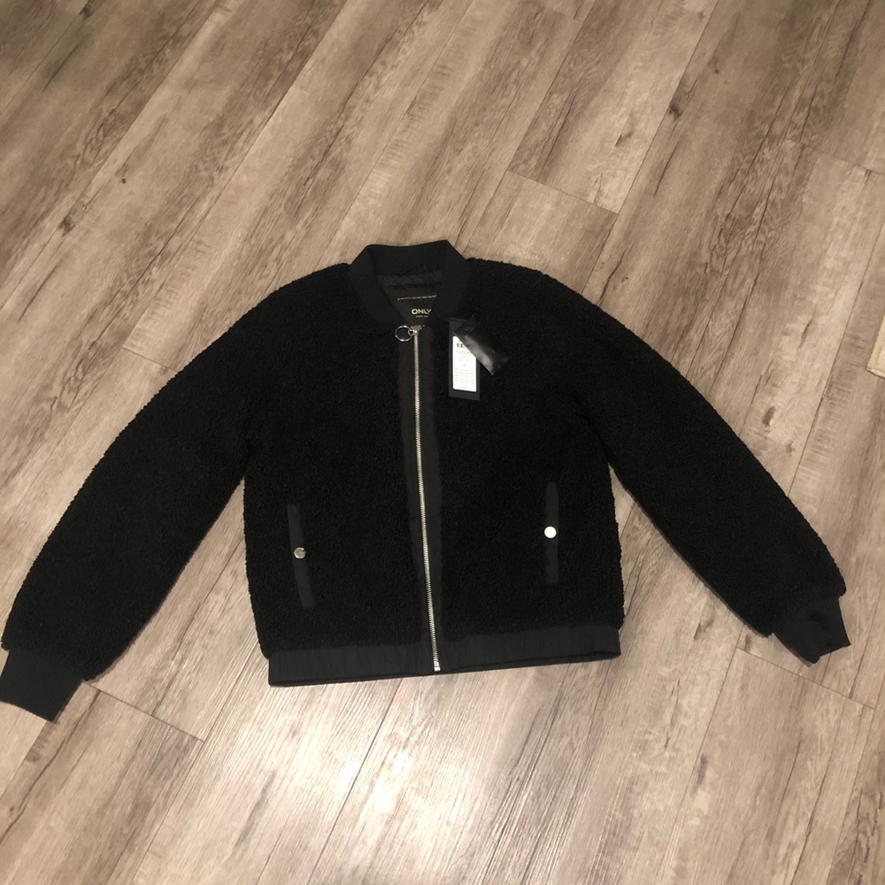 Black teddy coat!